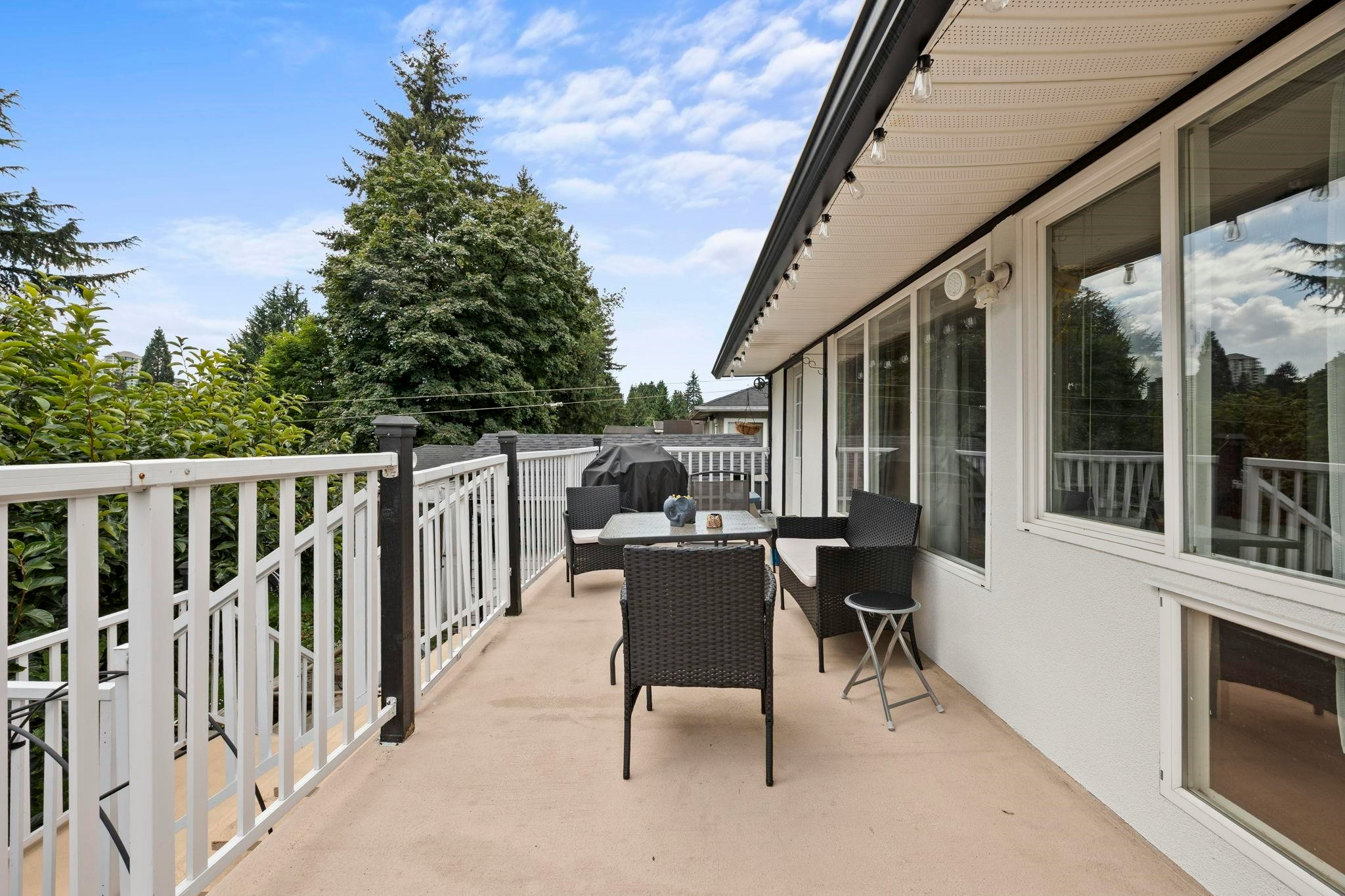 300 Tenth Avenue, New Westminster, BC, V5G 4L7 - 31