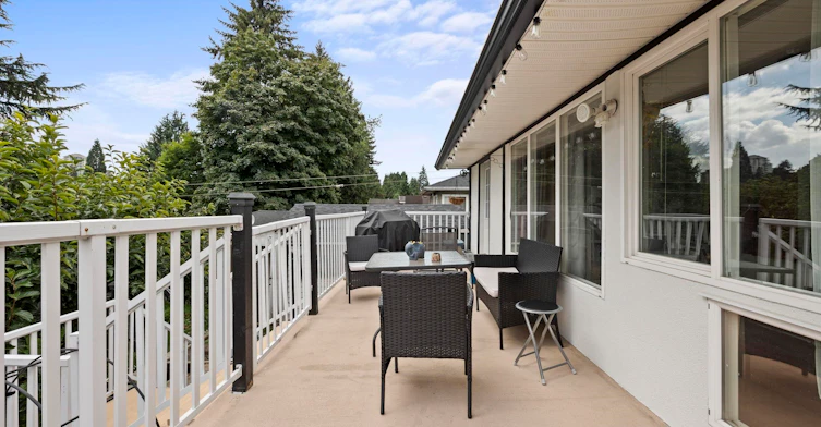 300 Tenth Avenue, New Westminster, BC, V5G 4L7 - 31