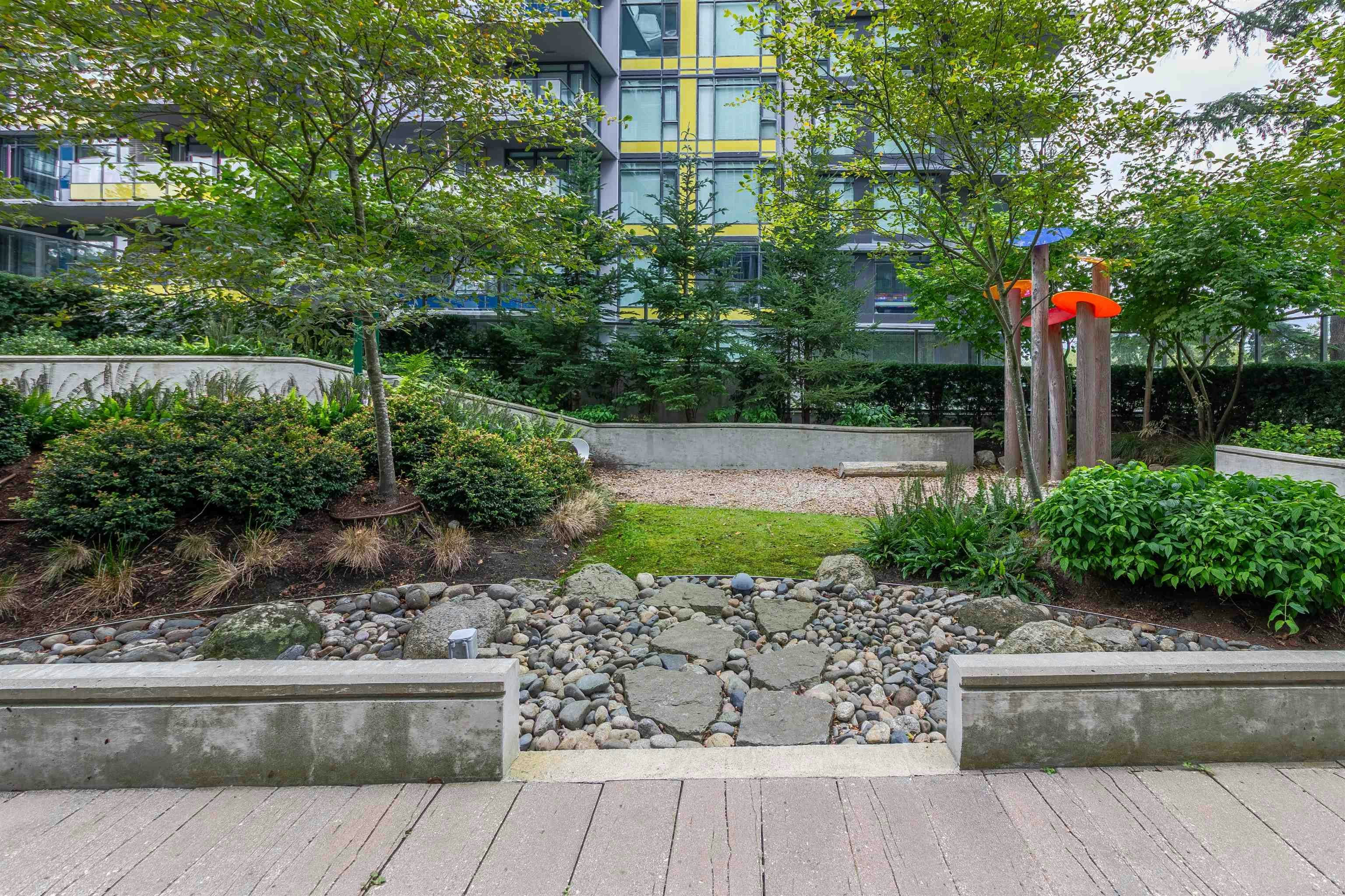 201-8940 University Crescent, Burnaby, BC, V5A 0E7 - 30