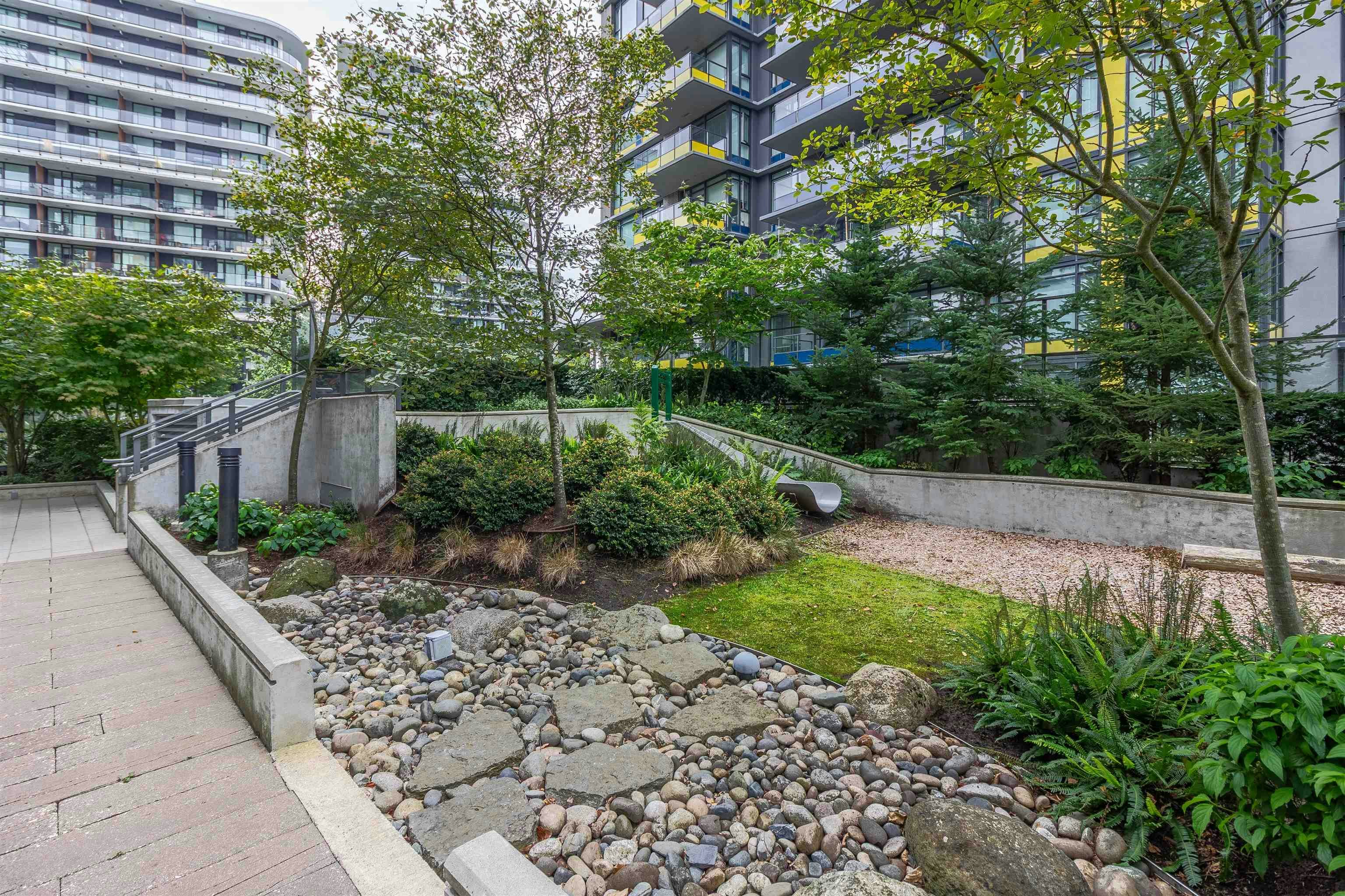 201-8940 University Crescent, Burnaby, BC, V5A 0E7 - 29