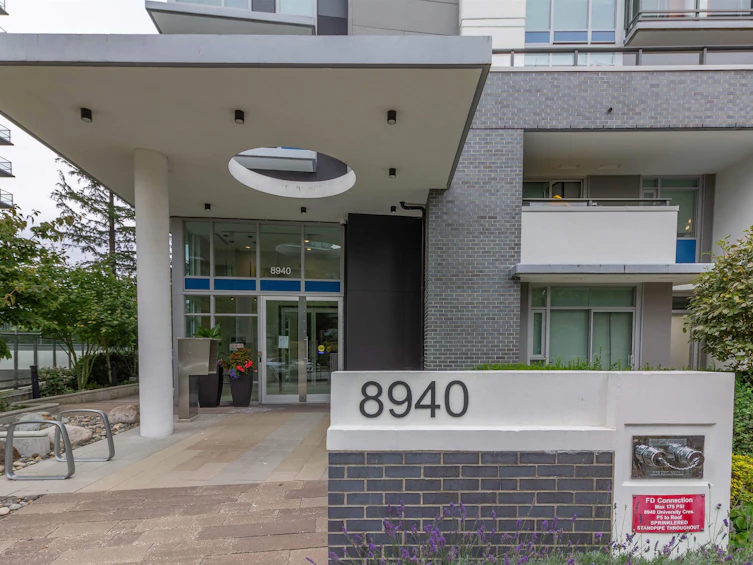 201-8940 University Crescent, Burnaby, BC, V5A 0E7 - 32