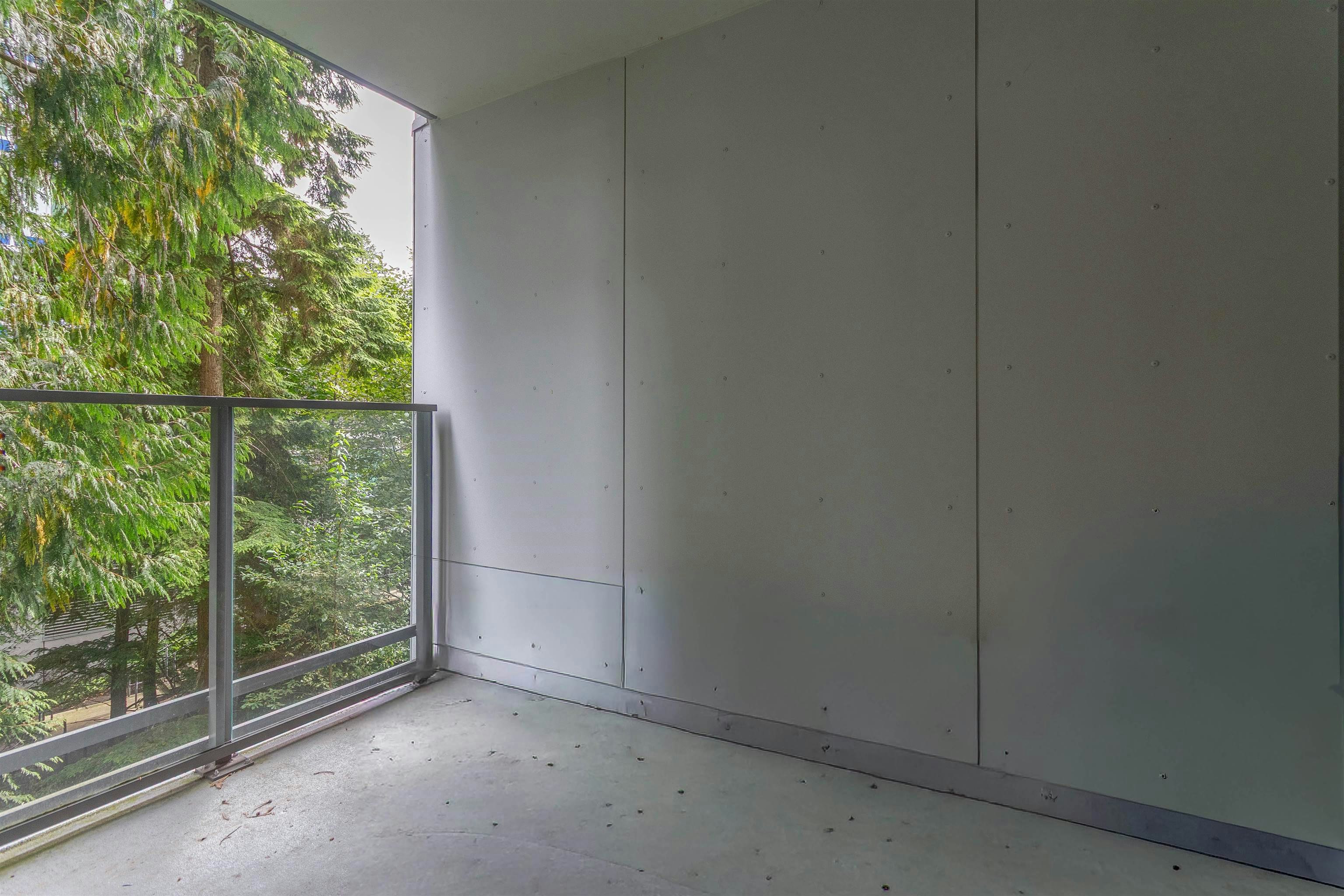 201-8940 University Crescent, Burnaby, BC, V5A 0E7 - 13