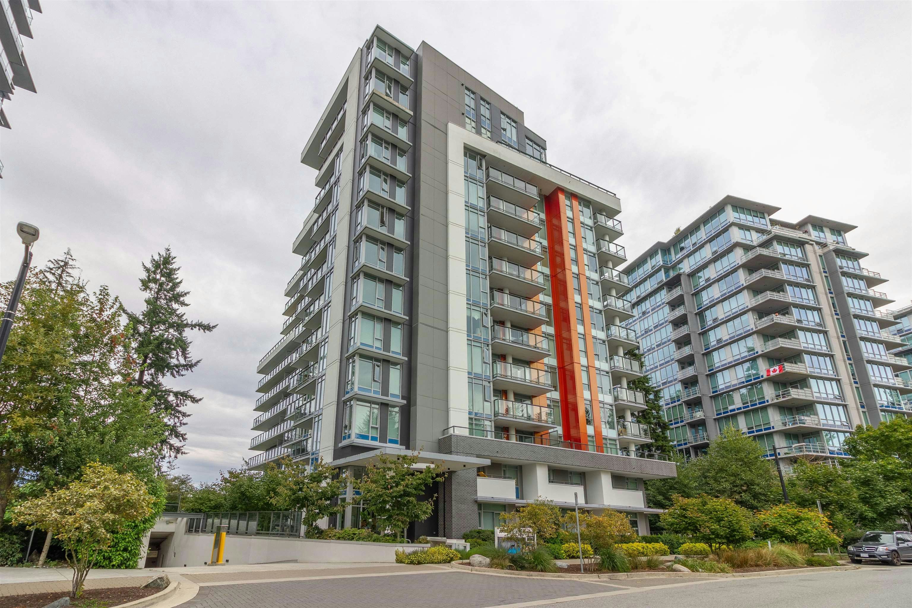 201-8940 University Crescent, Burnaby, BC, V5A 0E7