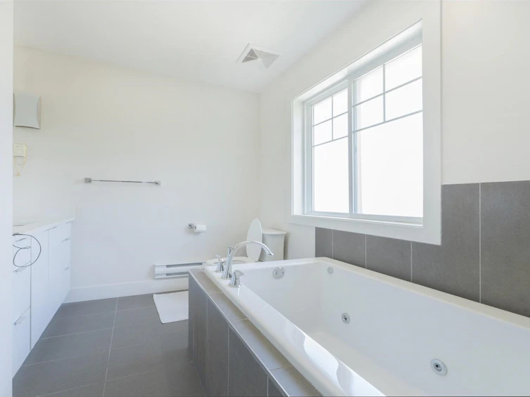 2-11267 133 Street, Surrey, BC, V3R 0E3 - 12