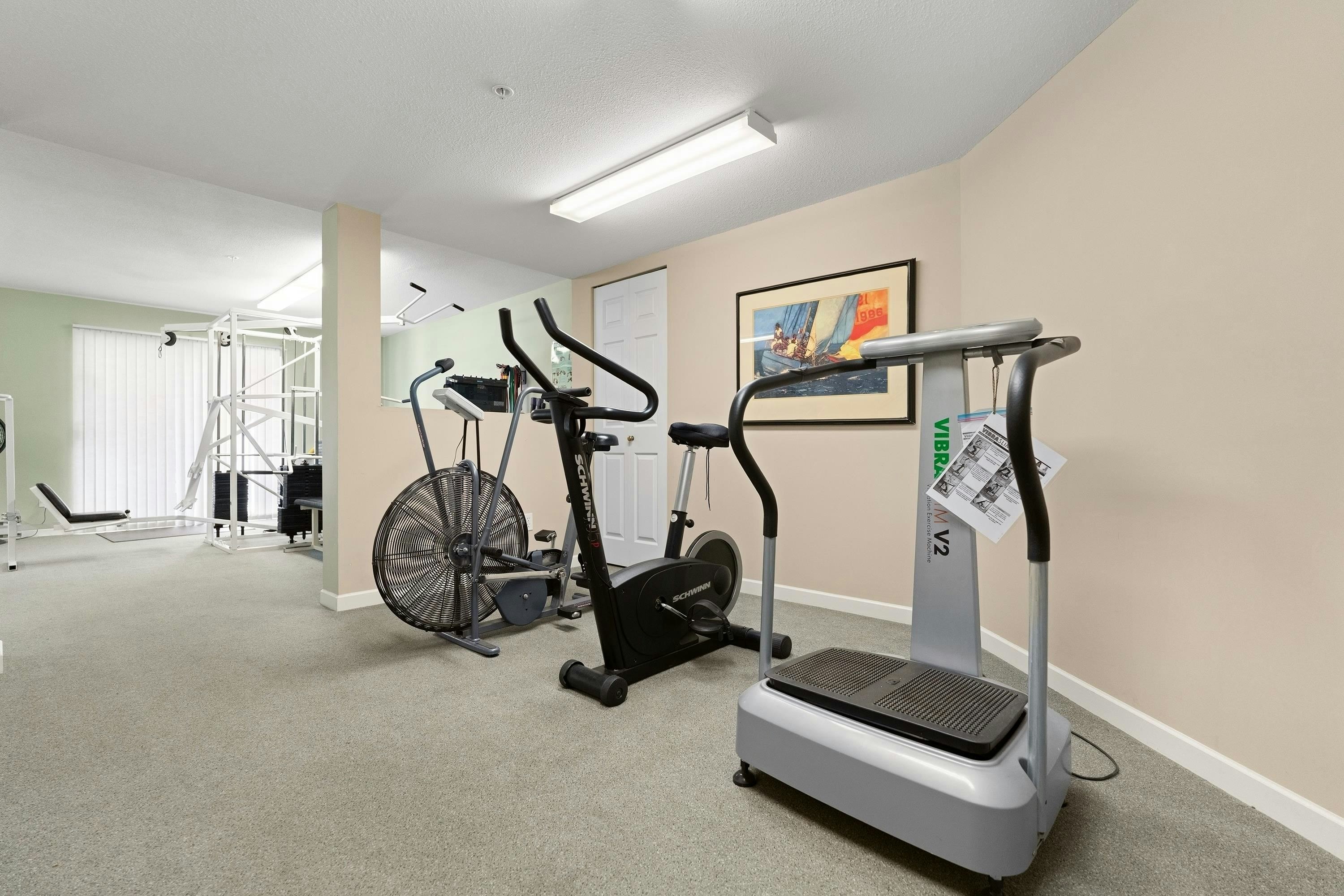 305-15185 22nd Avenue, Surrey, BC, V4A 9T4 - 35