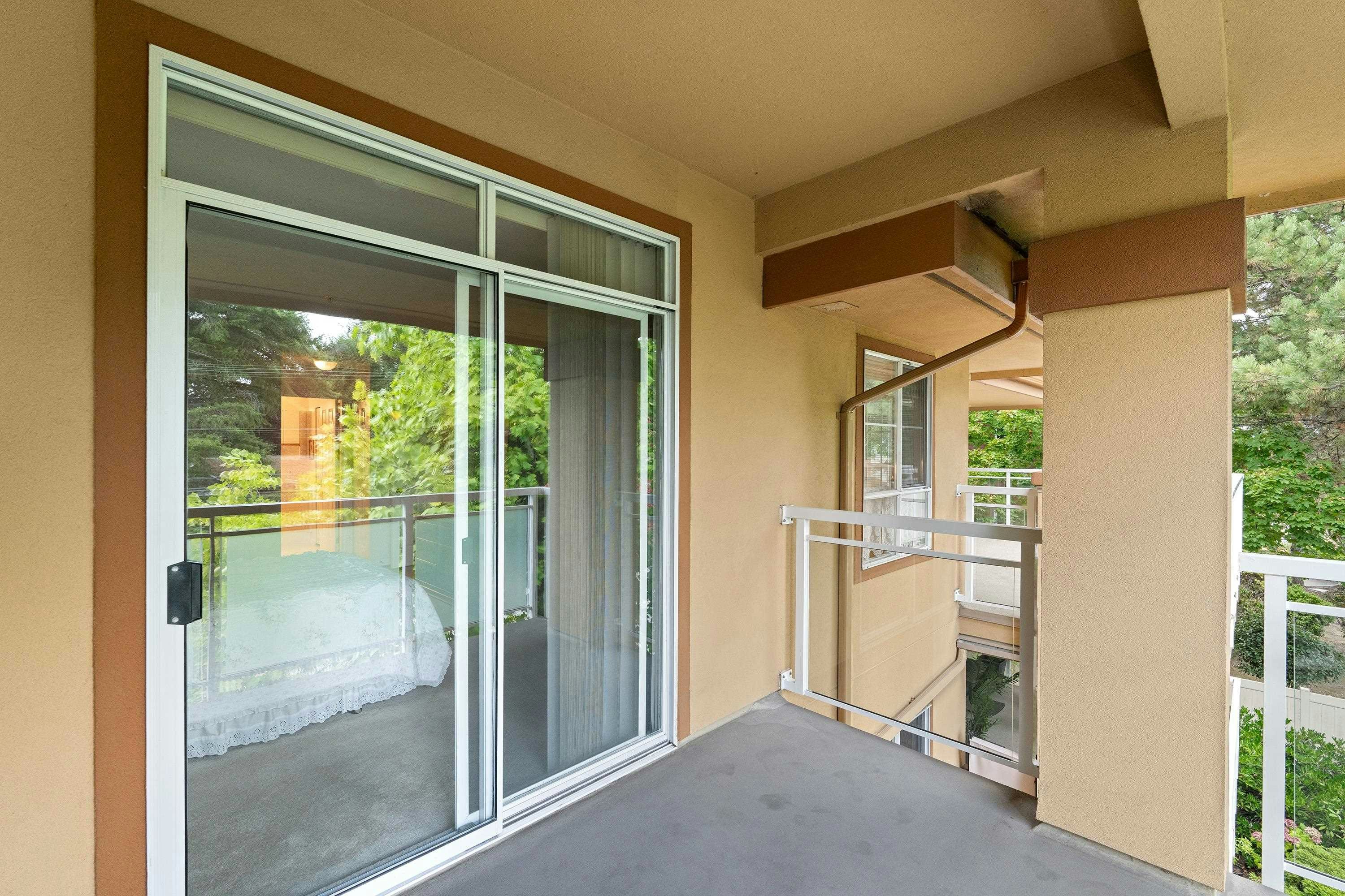 305-15185 22nd Avenue, Surrey, BC, V4A 9T4 - 12