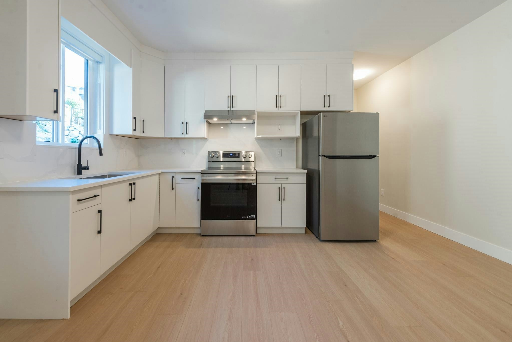 5972/74 Barnacle Street, Sechelt, BC, V7Z 0V4 - 24