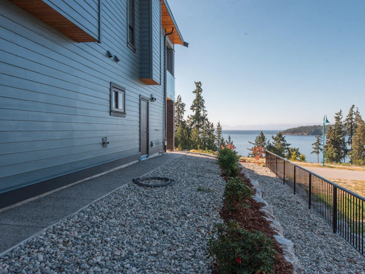 5972/74 Barnacle Street, Sechelt, BC, V7Z 0V4 - 38