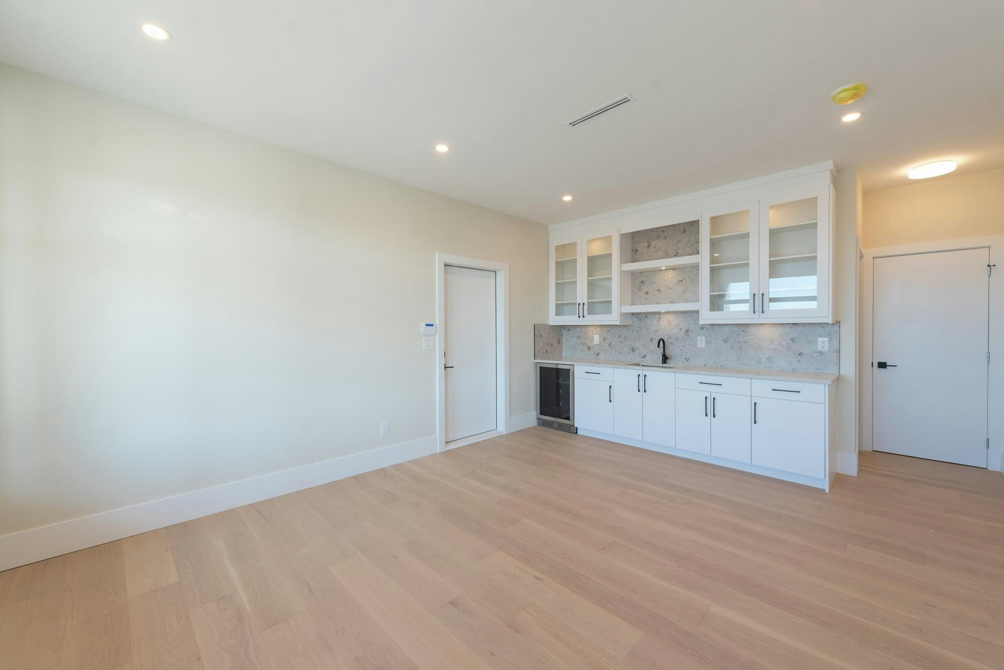 5972/74 Barnacle Street, Sechelt, BC, V7Z 0V4 - 30