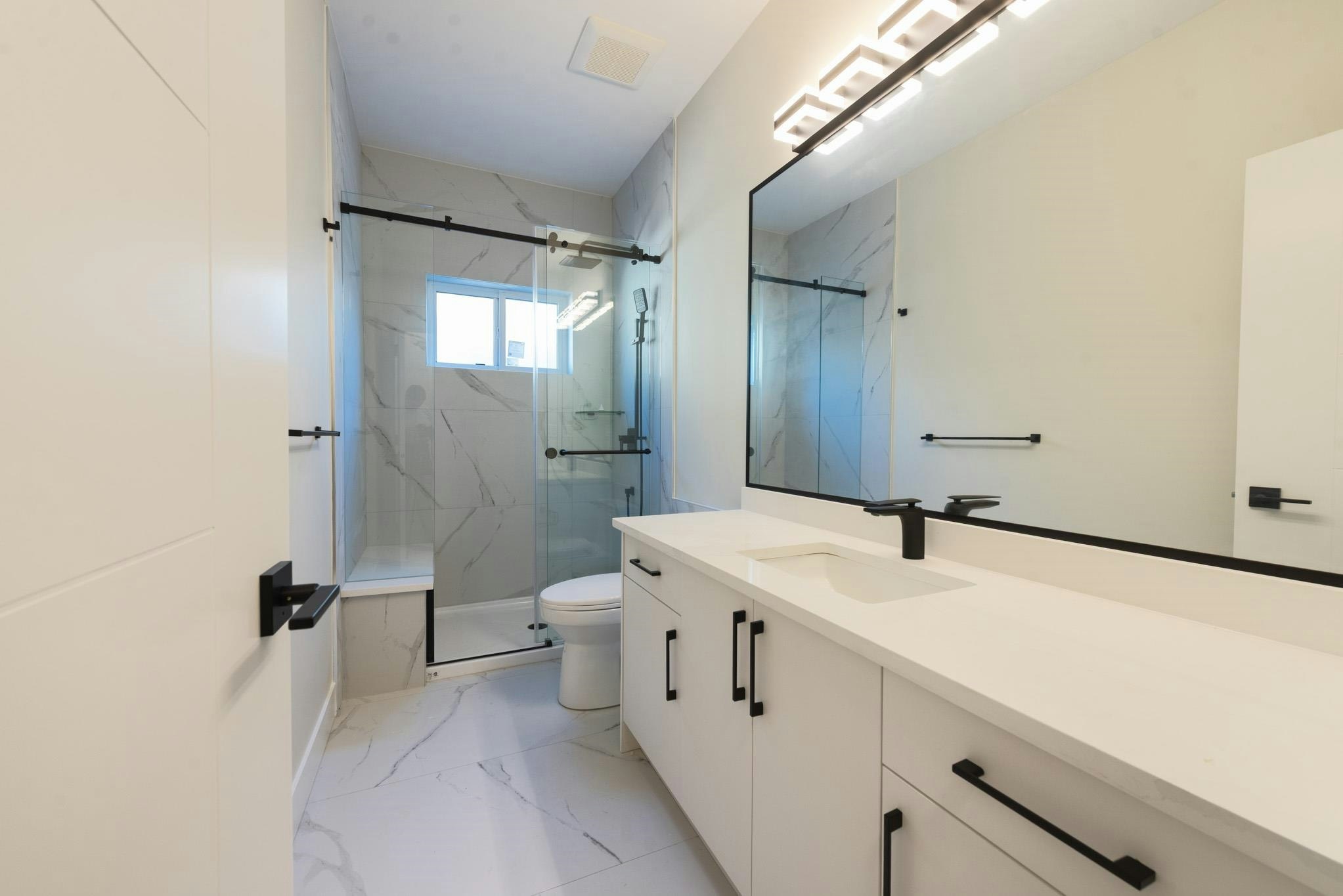 5972/74 Barnacle Street, Sechelt, BC, V7Z 0V4 - 23