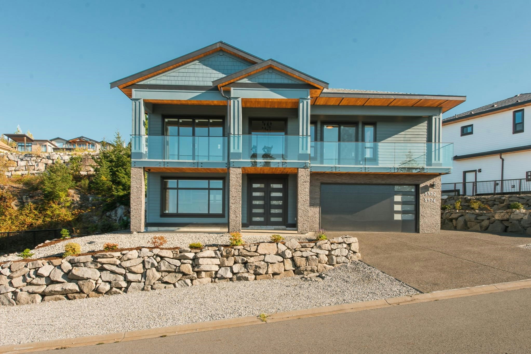 5972/74 Barnacle Street, Sechelt, BC, V7Z 0V4