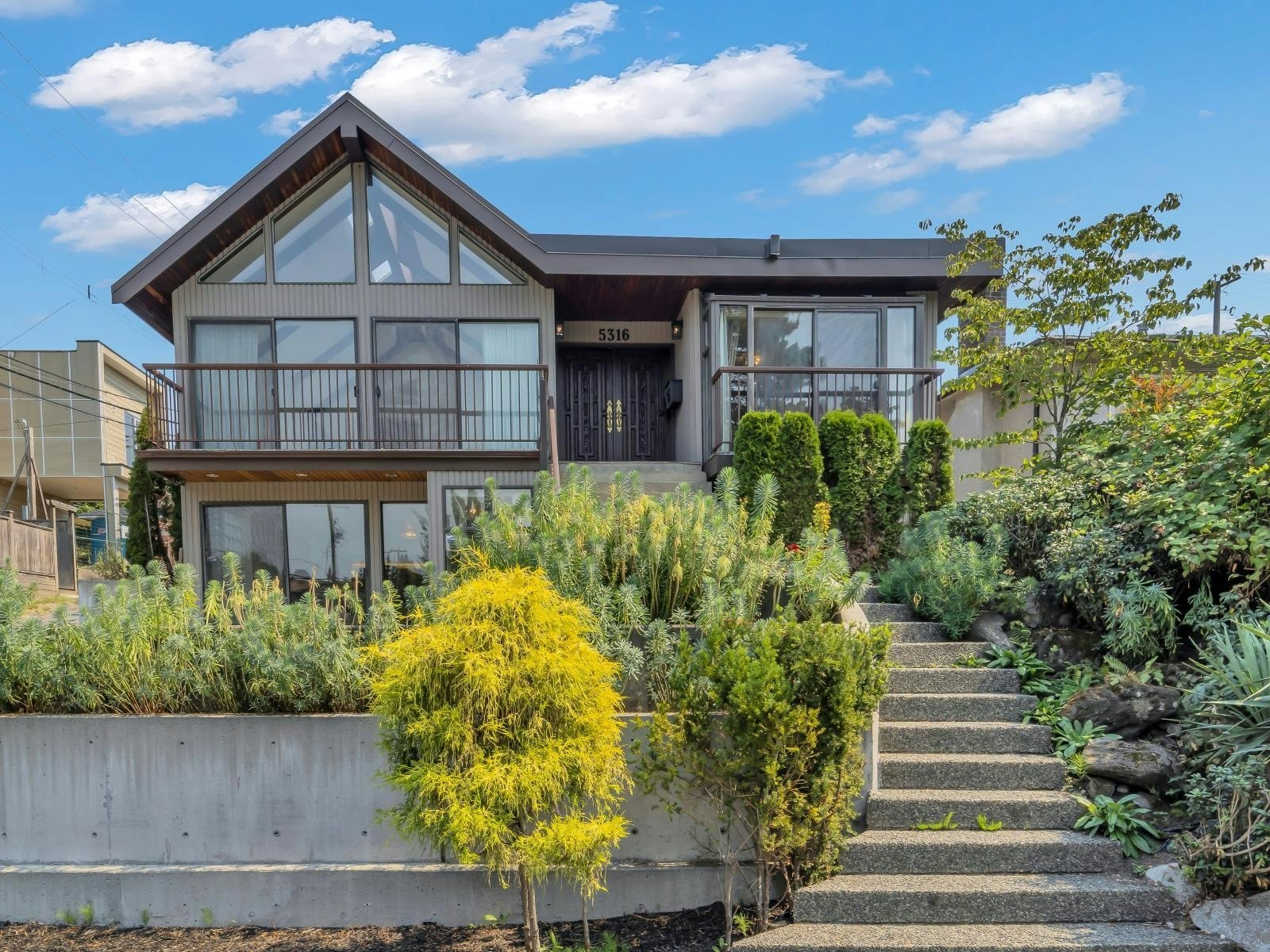 5316 Fleming Street, Vancouver, BC, V5P 3E9