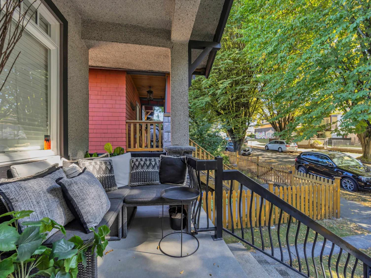 2317 Graveley Street, Vancouver, BC, V5L 3C3 - 3