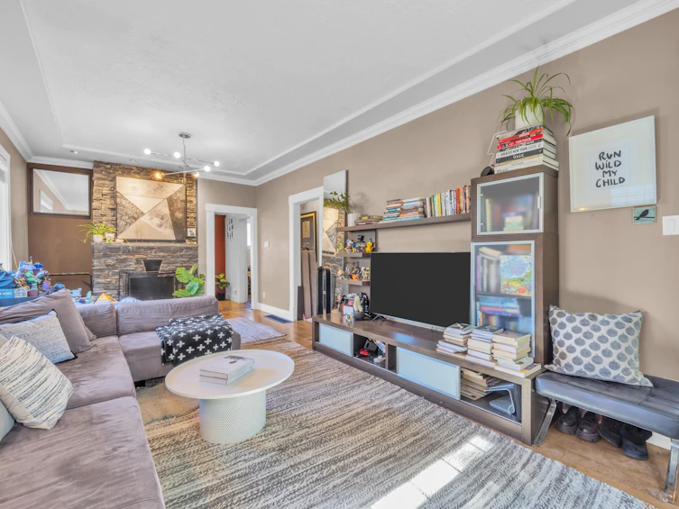 2317 Graveley Street, Vancouver, BC, V5L 3C3 - 5