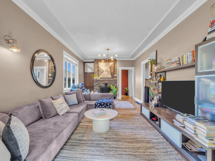 2317 Graveley Street, Vancouver, BC, V5L 3C3 - 4