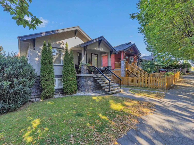 2317 Graveley Street, Vancouver, BC, V5L 3C3 - 18