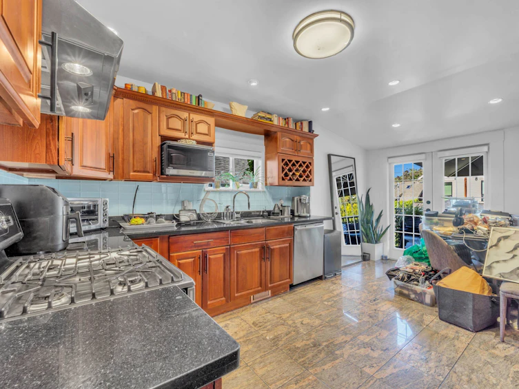 2317 Graveley Street, Vancouver, BC, V5L 3C3 - 27