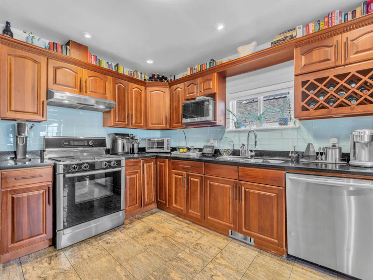2317 Graveley Street, Vancouver, BC, V5L 3C3 - 16