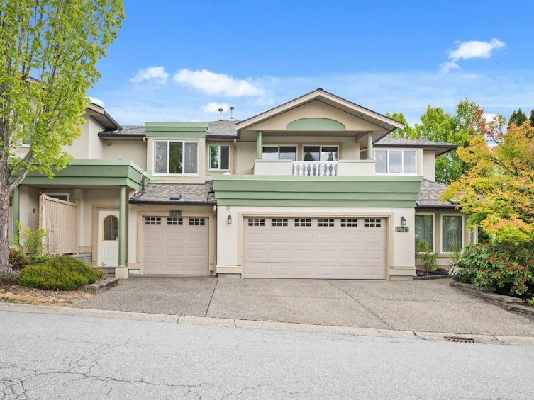 235-13888 70 Avenue, Surrey, BC, V3W 0R8