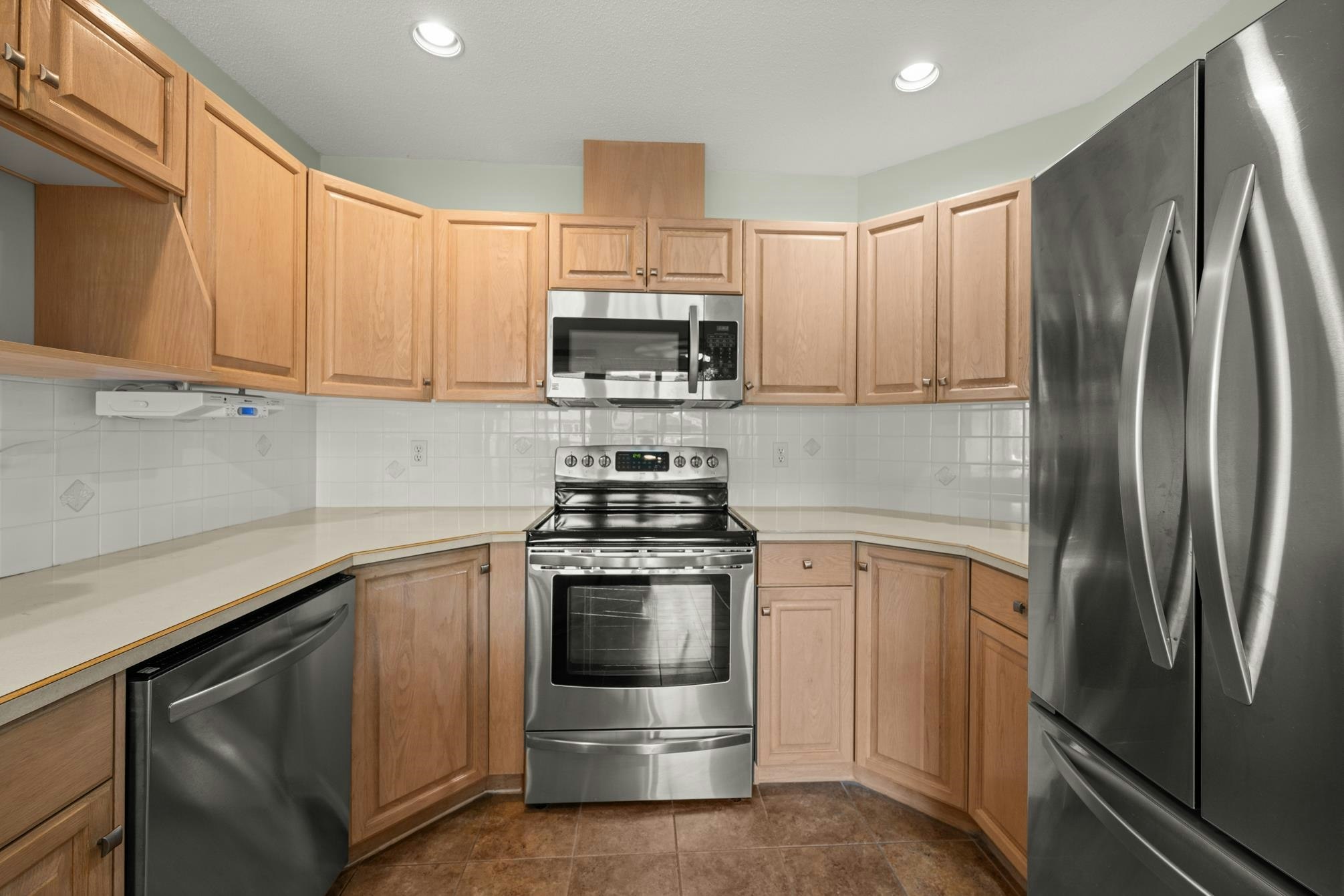 235-13888 70 Avenue, Surrey, BC, V3W 0R8 - 7