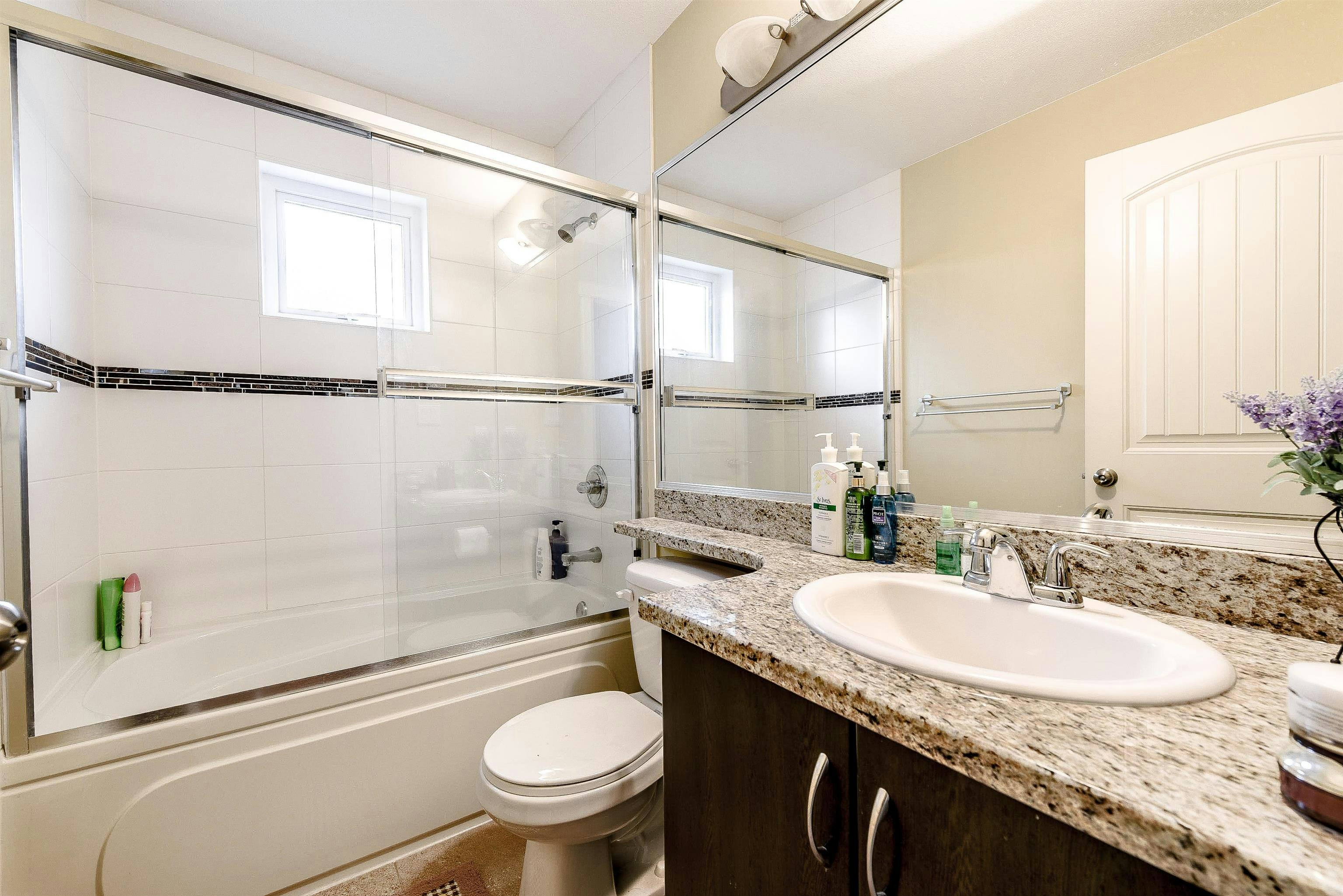 7393 Turnill Street, Richmond, BC, V6Y 0C1 - 14