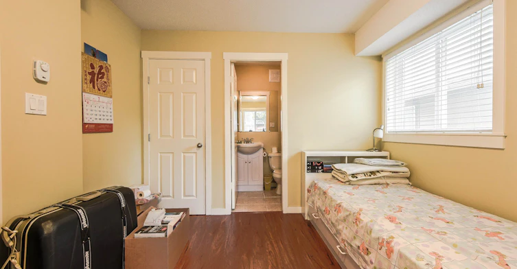 7393 Turnill Street, Richmond, BC, V6Y 0C1 - 2
