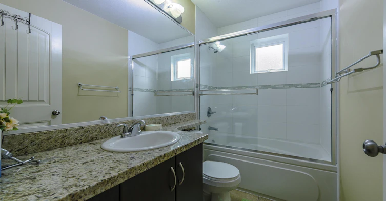 7393 Turnill Street, Richmond, BC, V6Y 0C1 - 11