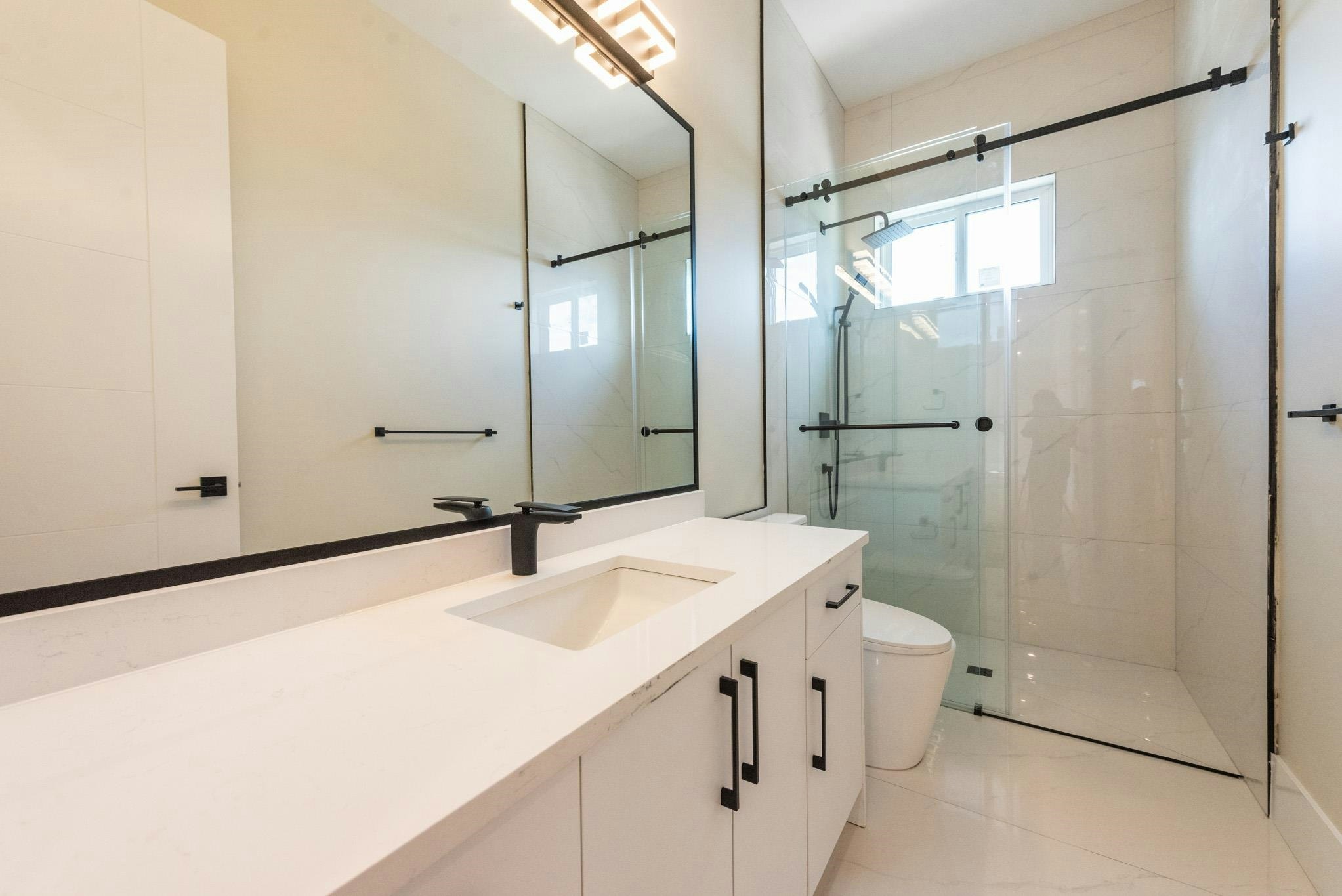 5962/64 Barnacle Street, Sechelt, BC, V7Z 0V4 - 22