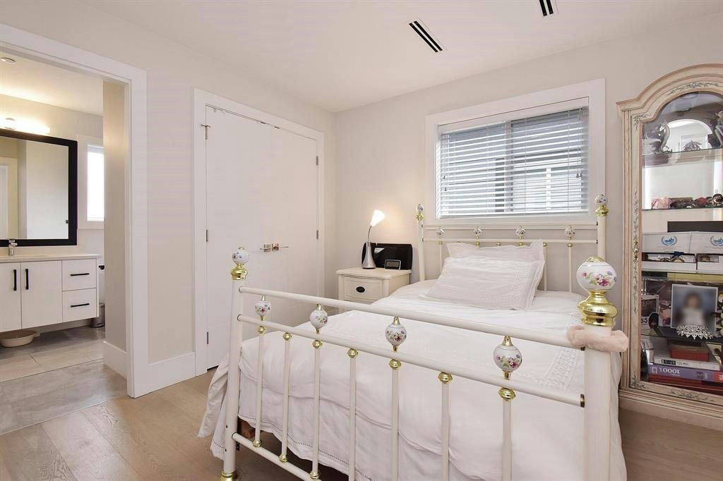 154XX Russell Avenue, Surrey, BC, V4B 2R3 - 18