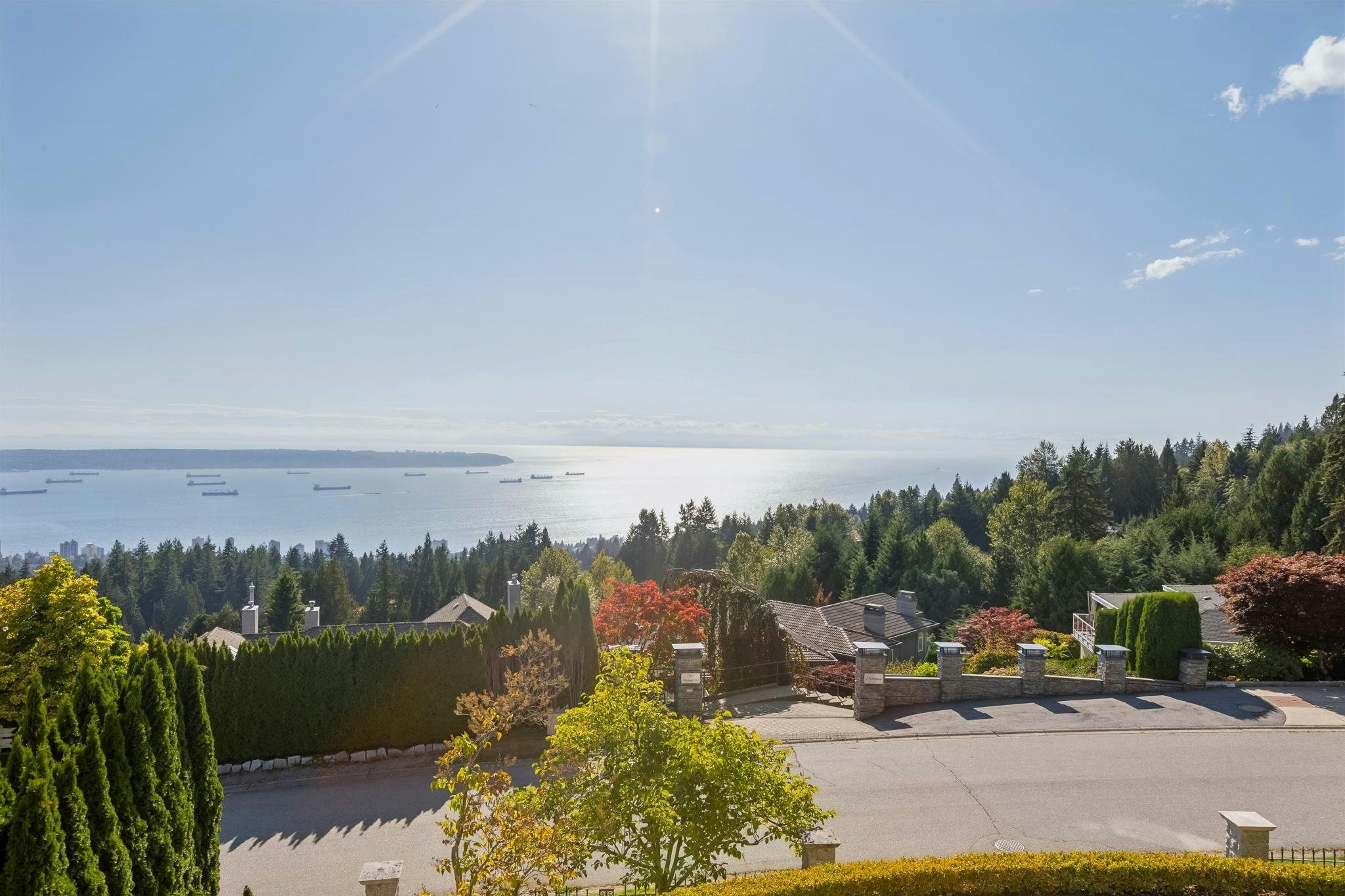 1471 Bramwell Road, West Vancouver, BC, V7S 2N8 - 32