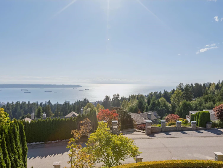 1471 Bramwell Road, West Vancouver, BC, V7S 2N8 - 32
