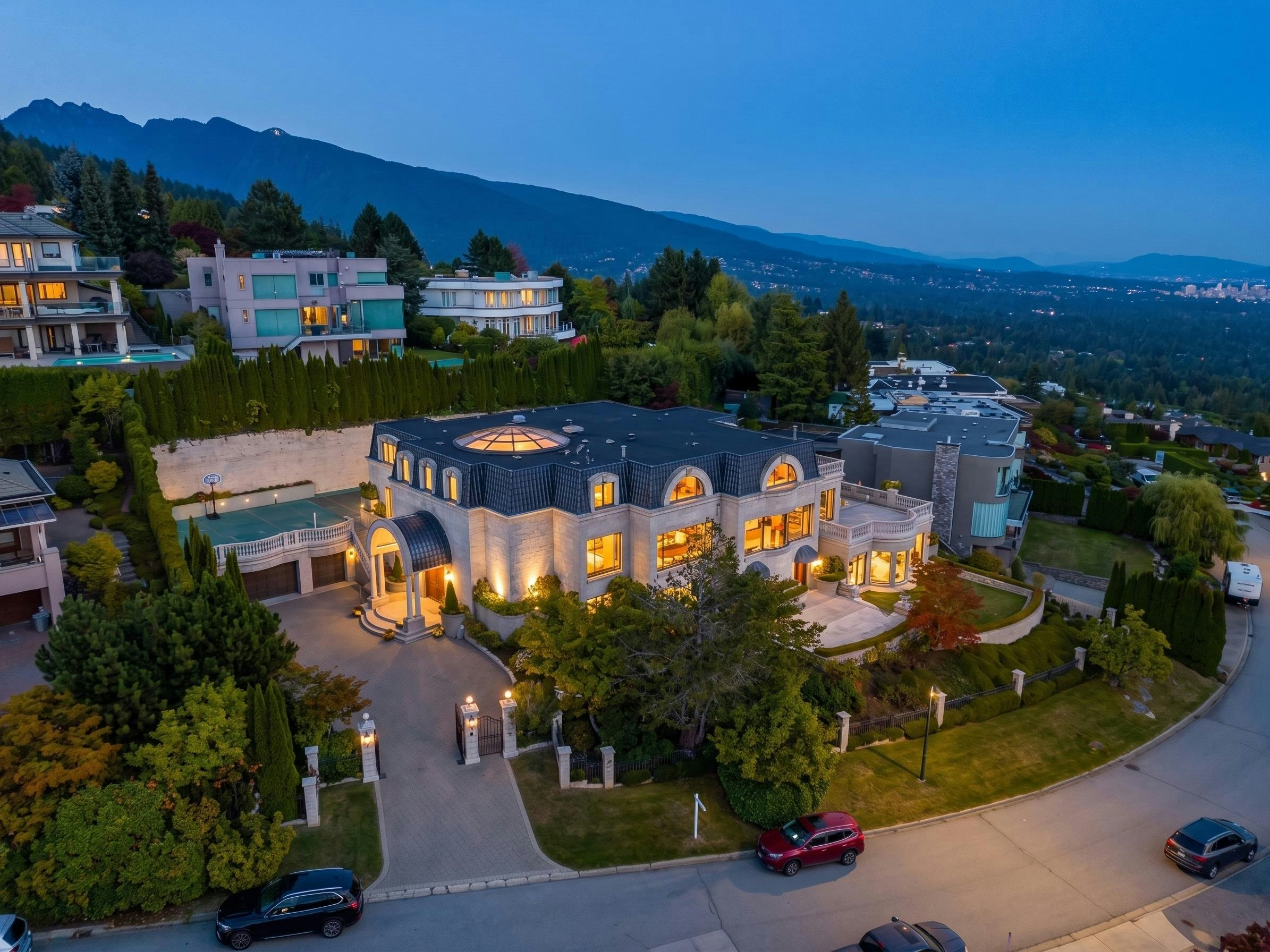 1471 Bramwell Road, West Vancouver, BC, V7S 2N8 - 2