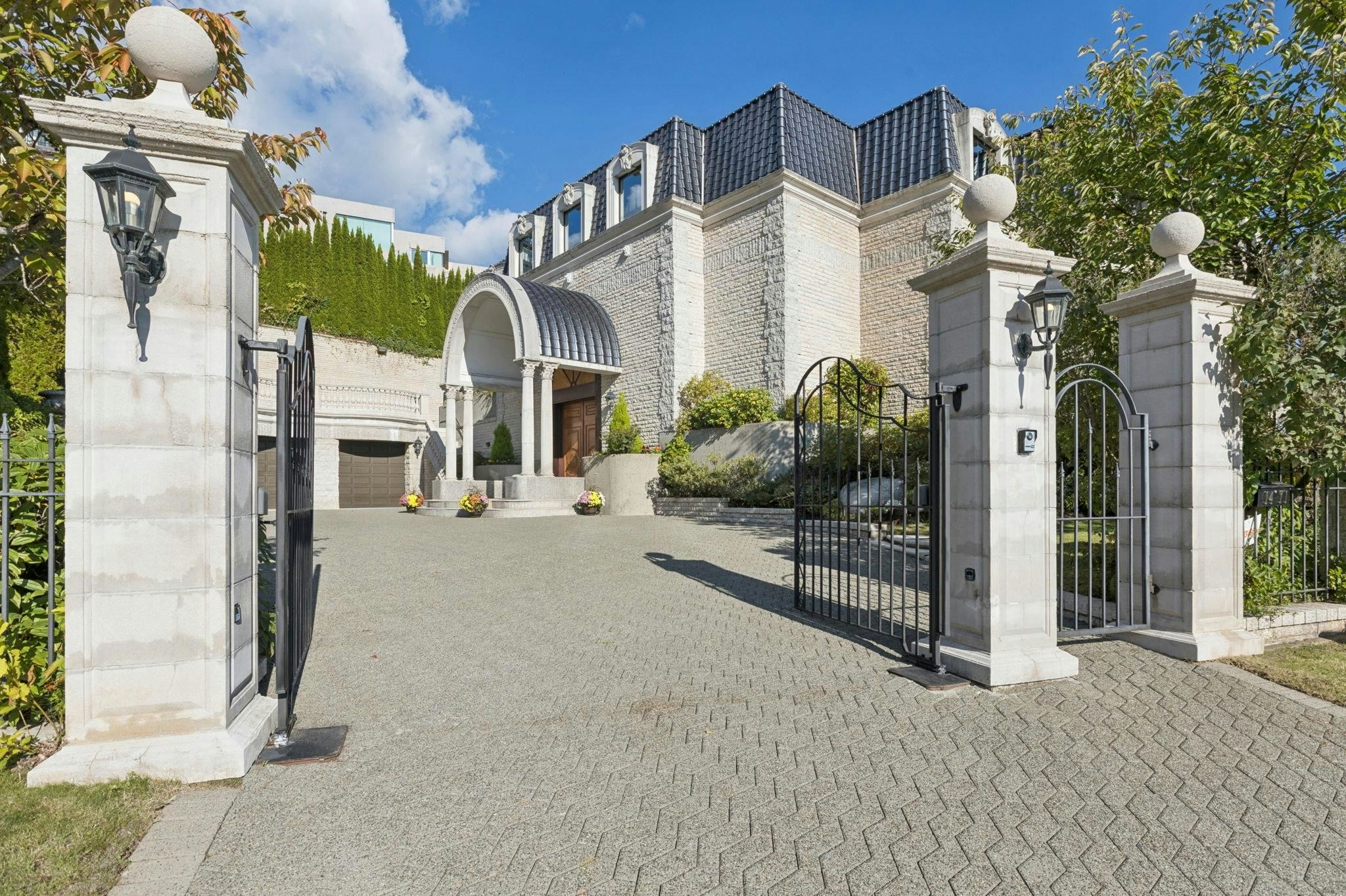 1471 Bramwell Road - 3
