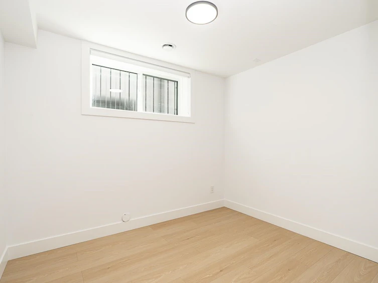 2-3940 Eton Street, Burnaby, BC, V5C 1J5 - 23