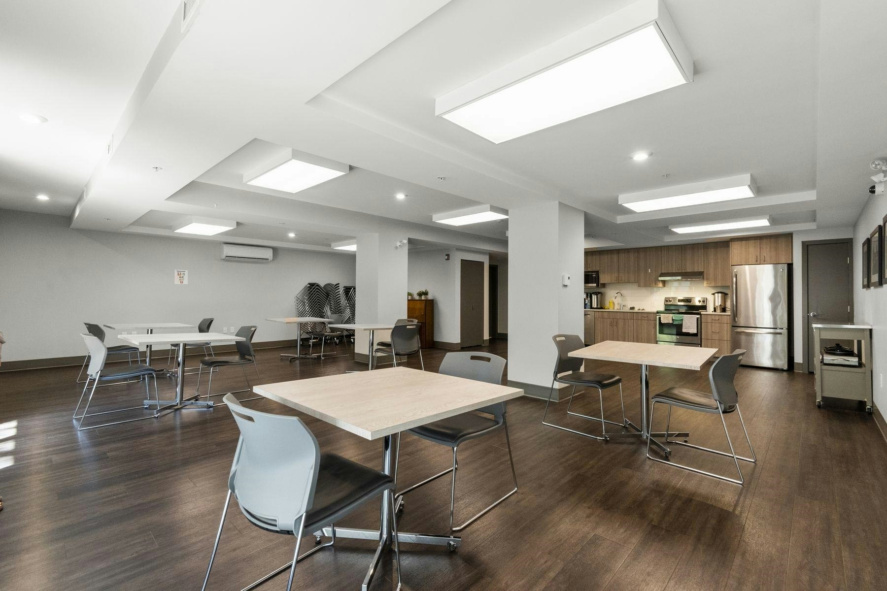 206-3365 E 4th Avenue, Vancouver, BC, V5M 1L7 - 26