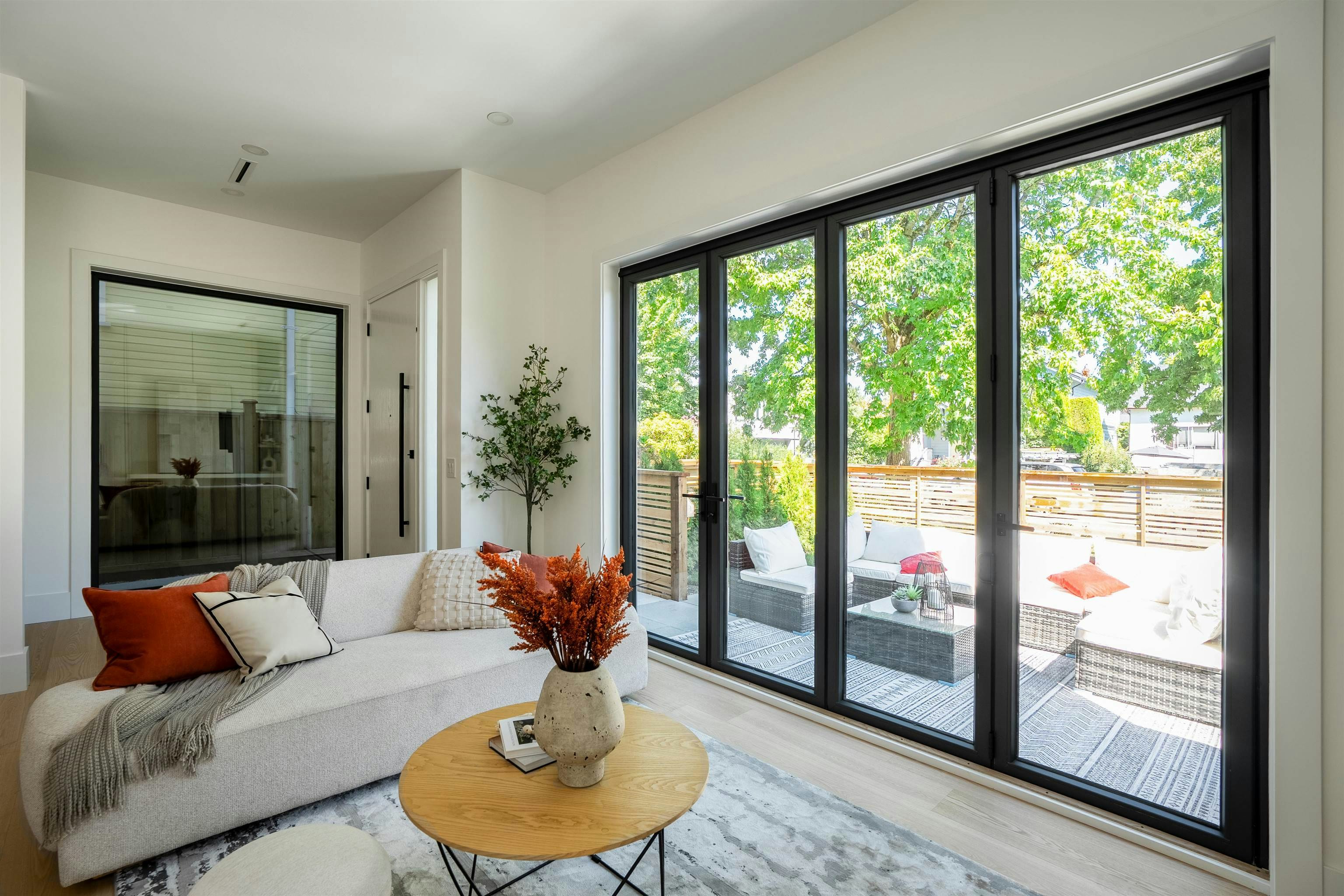 1-356 E 40th Avenue, Vancouver, BC, V5W 1L9 - 6