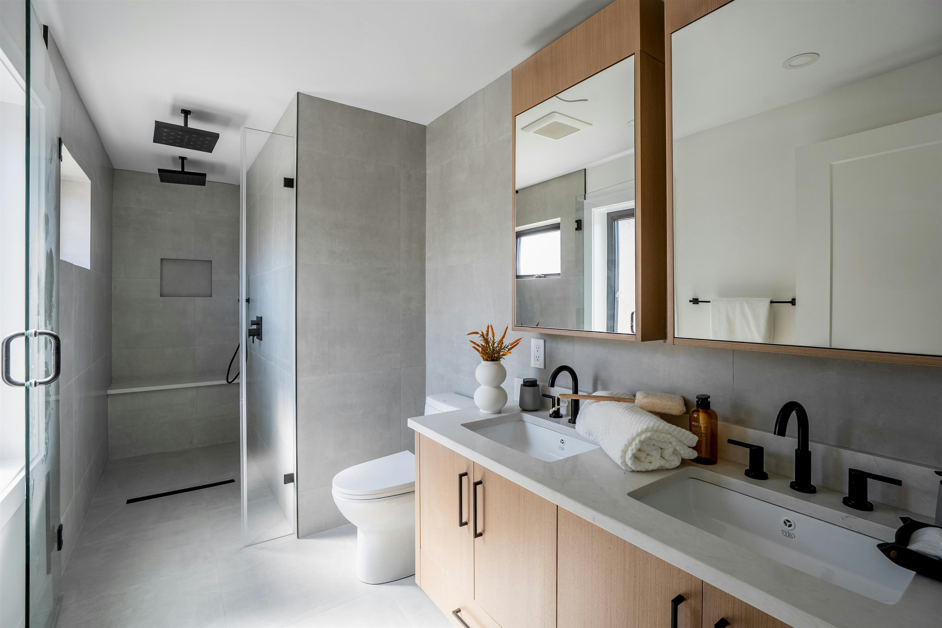1-356 E 40th Avenue, Vancouver, BC, V5W 1L9 - 15