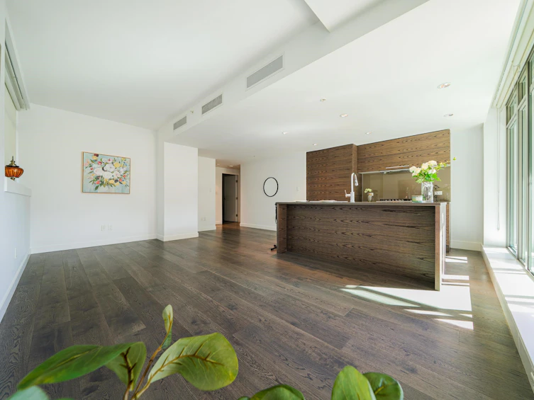 203-5782 Berton Avenue, Vancouver, BC, V6S 0C1 - 11