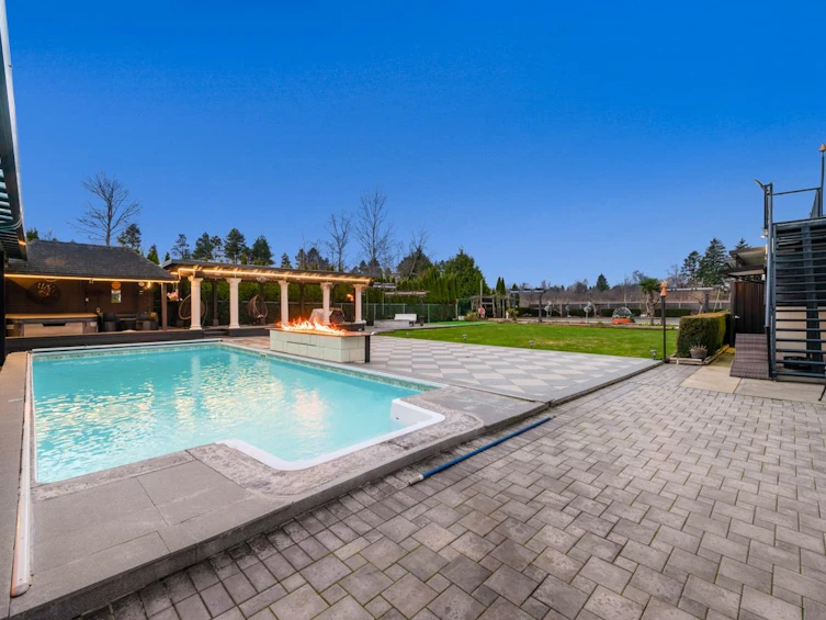 6091 No. 5 Road, Richmond, BC, V6Y 2V1 - 6