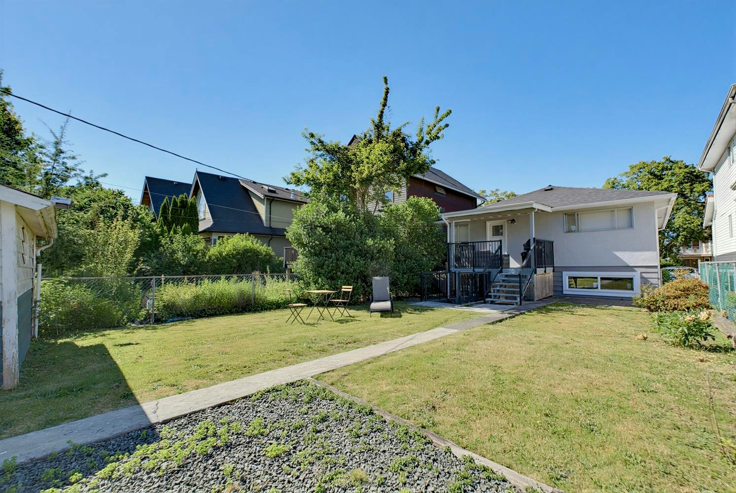1280 E 27th Avenue, Vancouver, BC, V5V 2L8 - 29