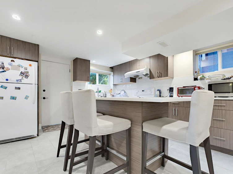 1280 E 27th Avenue, Vancouver, BC, V5V 2L8 - 12