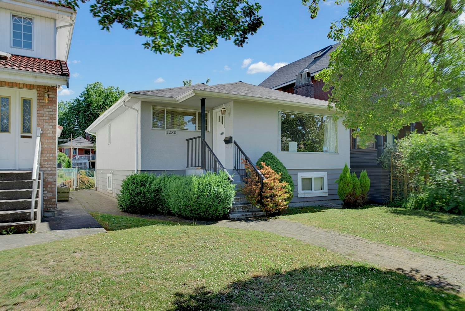 1280 E 27th Avenue, Vancouver, BC, V5V 2L8 - 28