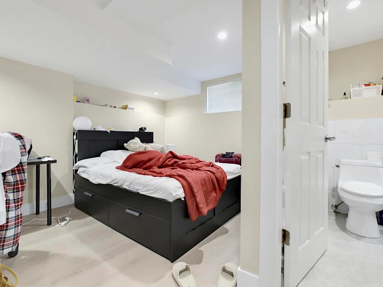 1280 E 27th Avenue, Vancouver, BC, V5V 2L8 - 20