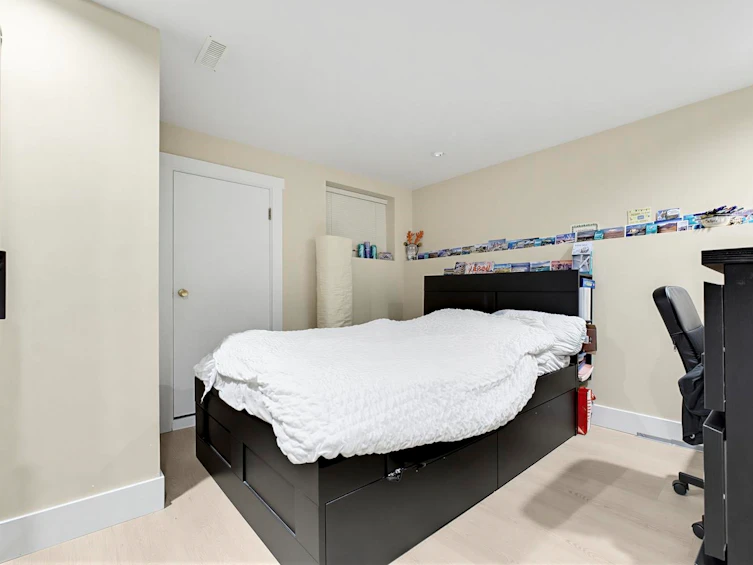 1280 E 27th Avenue, Vancouver, BC, V5V 2L8 - 17