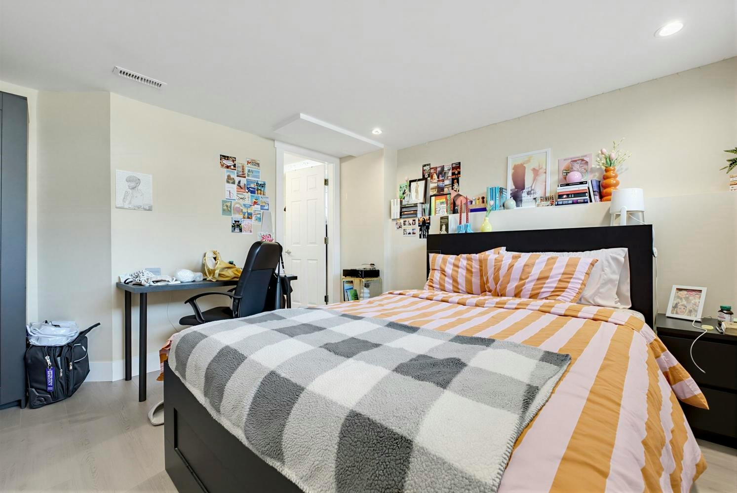 1280 E 27th Avenue, Vancouver, BC, V5V 2L8 - 15