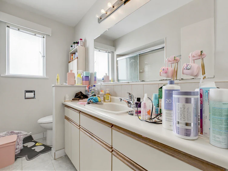 1280 E 27th Avenue, Vancouver, BC, V5V 2L8 - 7