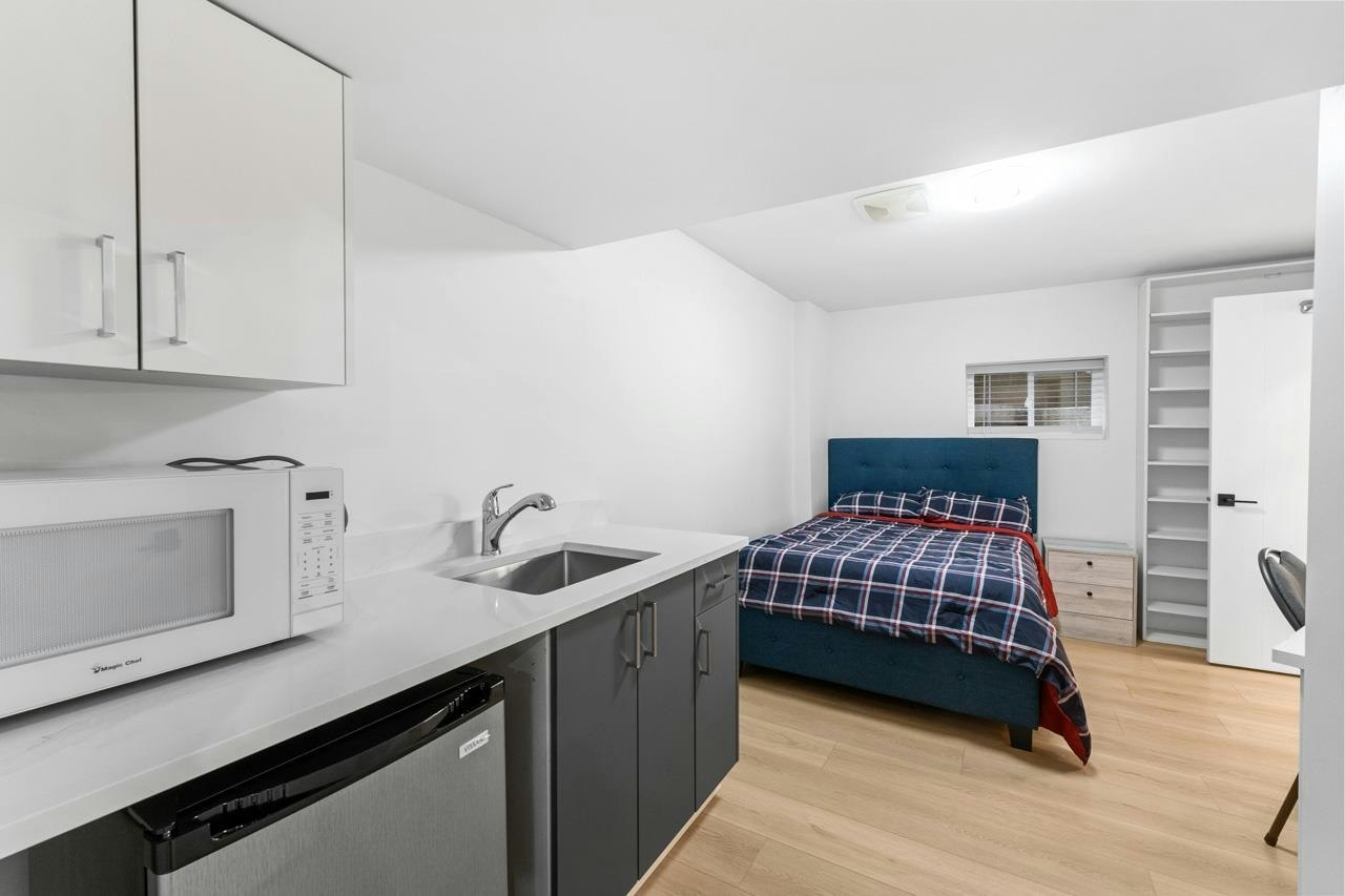 5670 Kullahun Drive, Vancouver, BC, V6N 2E5 - 20