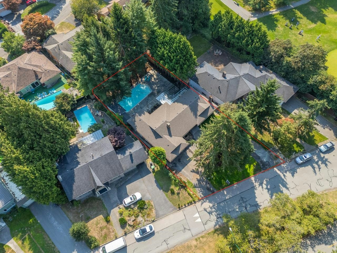 5670 Kullahun Drive, Vancouver, BC, V6N 2E5 - 35