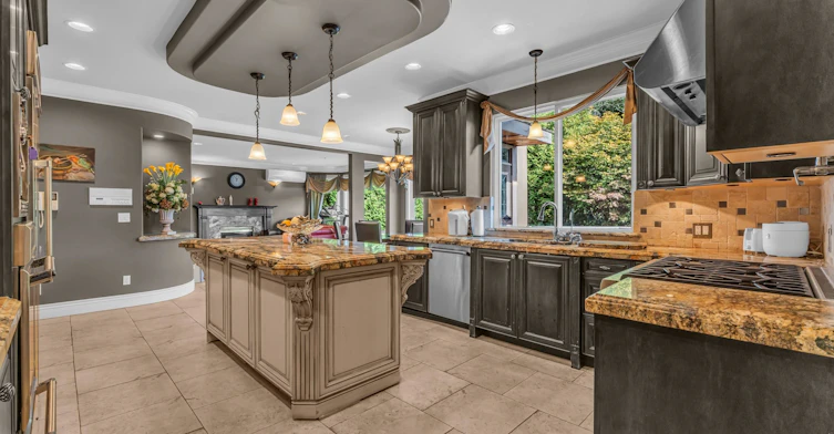 1729 Hampton Dr, Coquitlam, BC, V3E 3C9 - 14