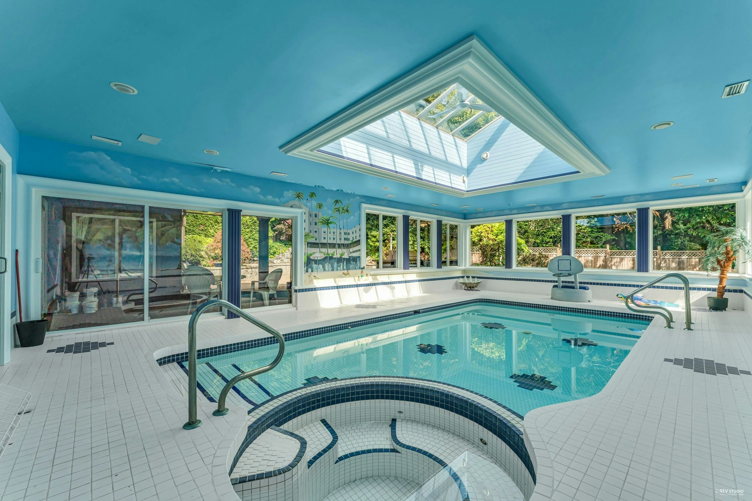 1729 Hampton Dr, Coquitlam, BC, V3E 3C9 - 2